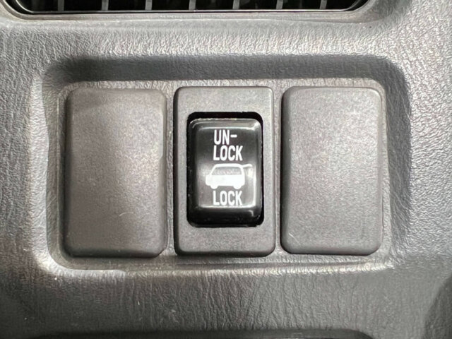 1999 SUBARU SAMBAR VAN