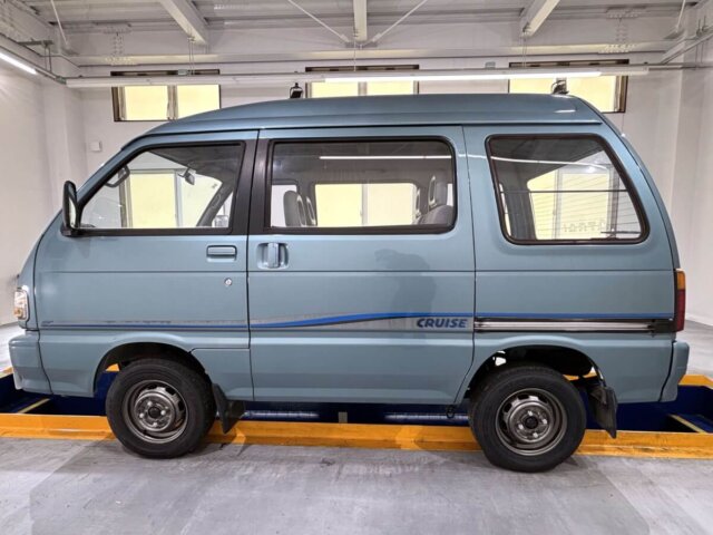 1993 DAIHATSU ATRAI