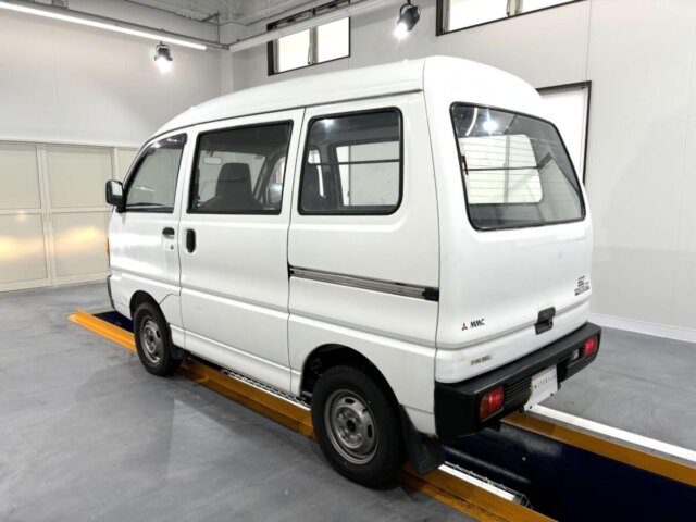 1993 MITSUBISHI MINICAB VAN