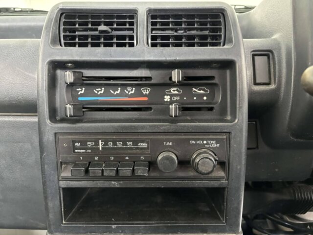 1993 MITSUBISHI MINICAB VAN