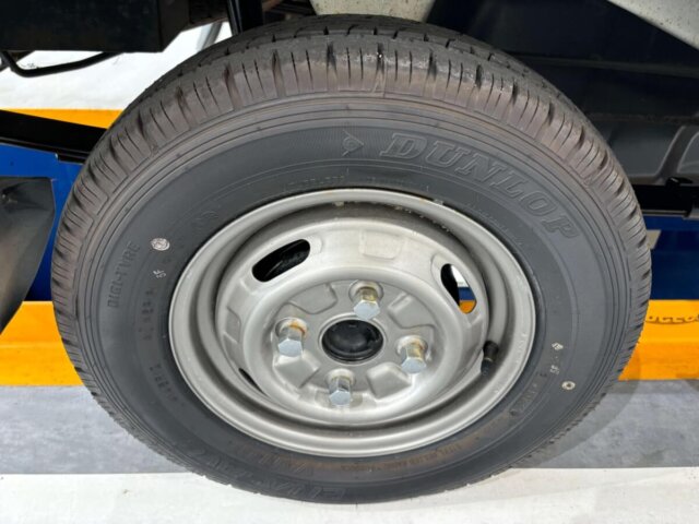 1993 MITSUBISHI MINICAB VAN