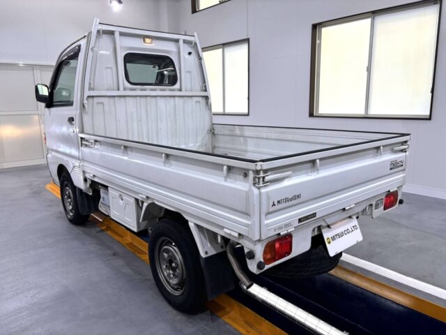 1997 MITSUBISHI MINICAB TRUCK