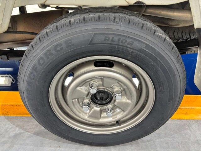 1997 MITSUBISHI MINICAB TRUCK