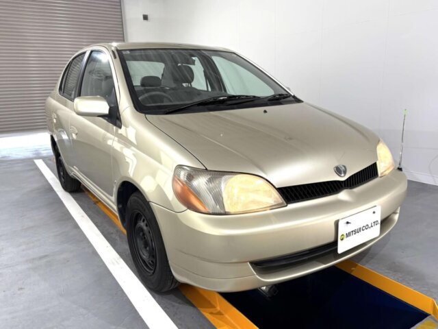 2000 TOYOTA PLATZ