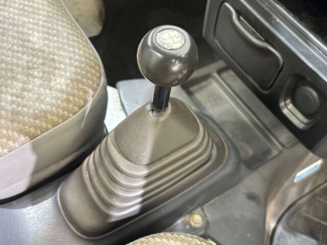 2000 DAIHATSU HIJET TRUCK