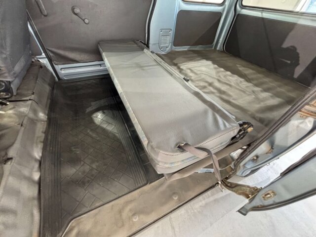 1998 DAIHATSU HIJET VAN