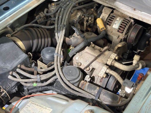 1998 DAIHATSU HIJET VAN