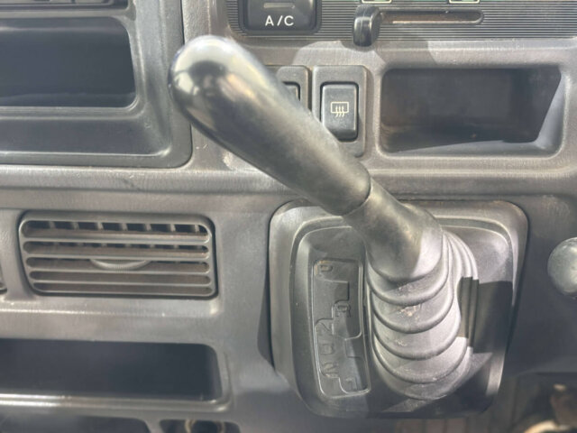 2000 SUBARU SAMBAR VAN