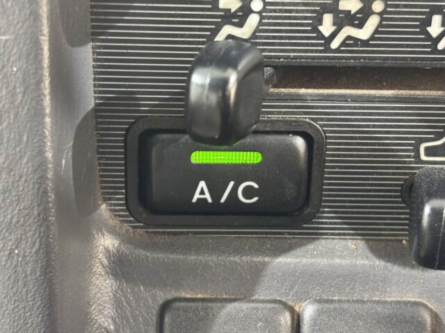 2000 SUBARU SAMBAR VAN