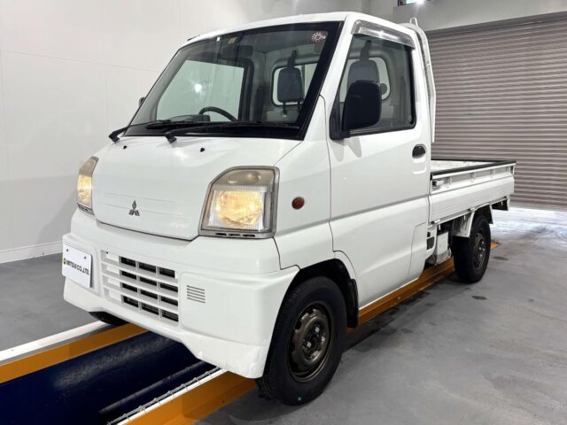 2000 MITSUBISHI MINICAB TRUCK