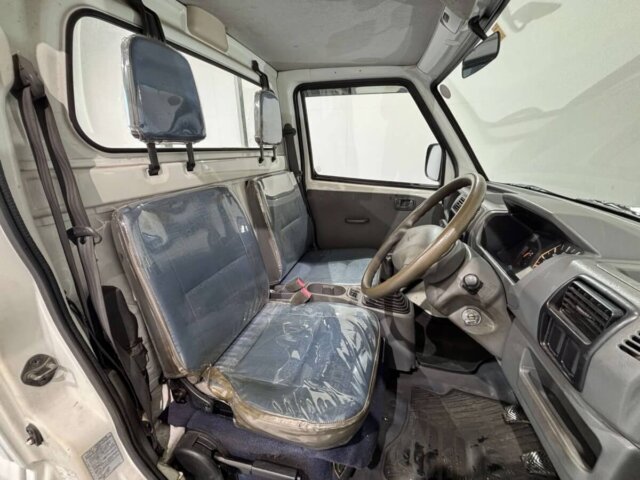 2000 MITSUBISHI MINICAB TRUCK