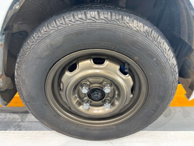 2000 MITSUBISHI MINICAB TRUCK