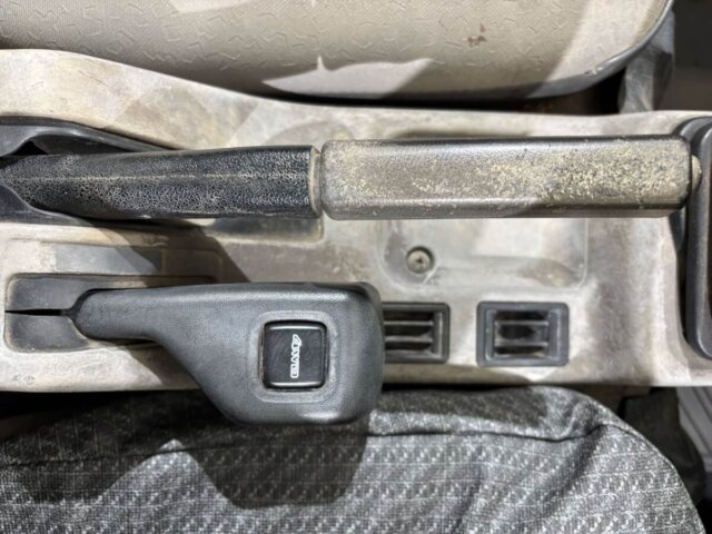 1993 MITSUBISHI MINICAB TRUCK