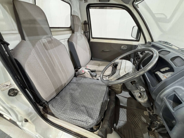 1993 MITSUBISHI MINICAB TRUCK