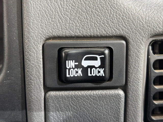 1998 SUBARU SAMBAR TRUCK