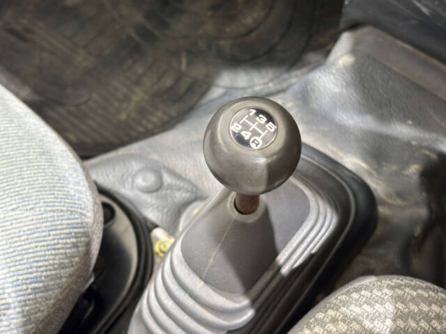 1999 DAIHATSU HIJET VAN