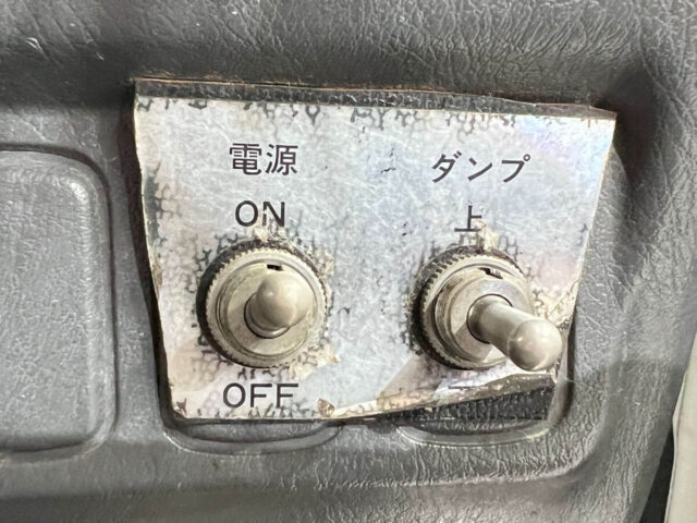 1994 DAIHATSU HIJET DUMP