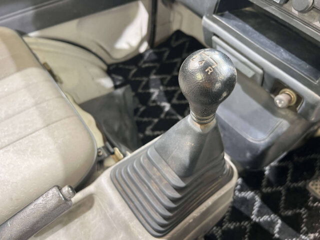 1991 MITSUBISHI MINICAB TRUCK