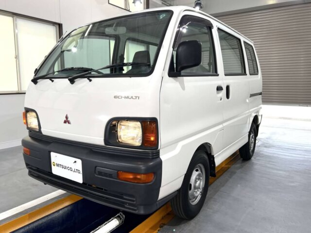 1998 MITSUBISHI MINICAB VAN