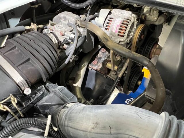 1998 MITSUBISHI MINICAB VAN