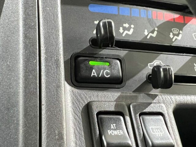 2000 SUBARU SAMBAR VAN