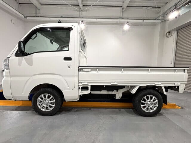2017 DAIHATSU HIJET TRUCK