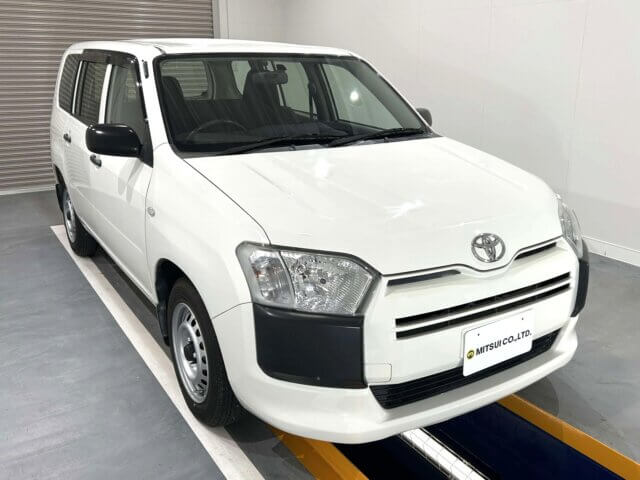 2017 TOYOTA SUCCEED VAN