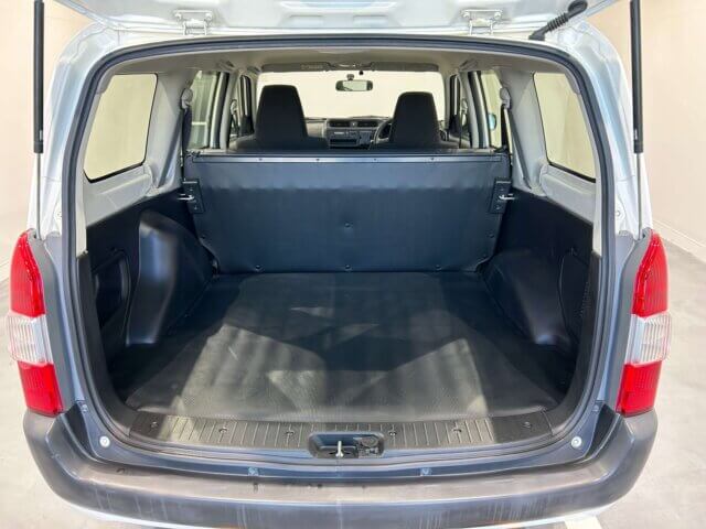 2017 TOYOTA SUCCEED VAN