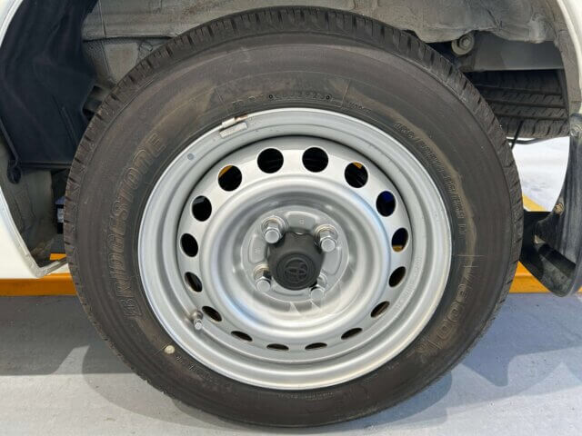 2017 TOYOTA SUCCEED VAN