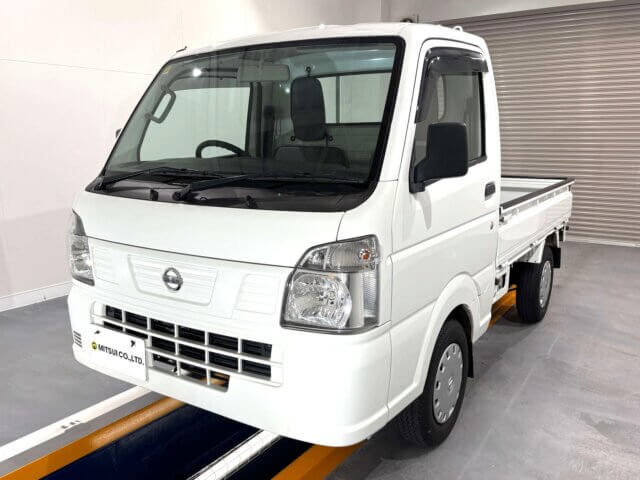 2015 NISSAN NT100 CLIPPER TRUCK