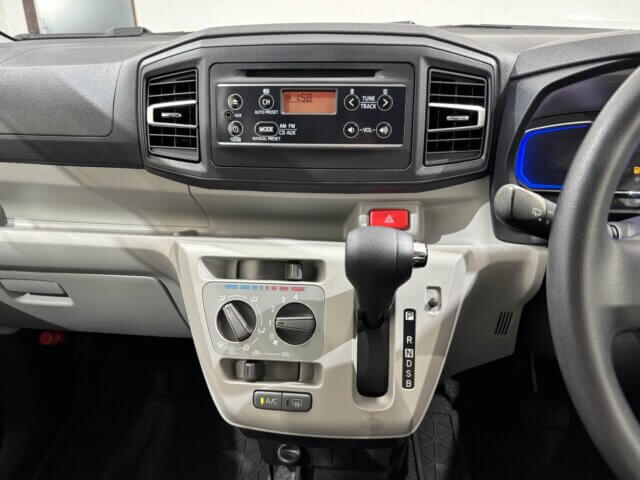 2017 DAIHATSU MIRA e:s