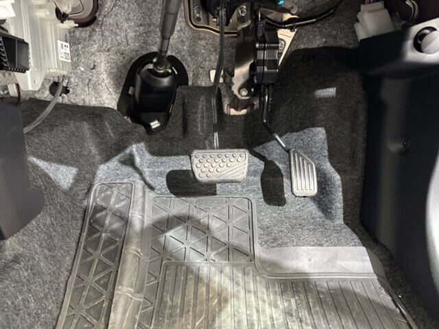 2017 DAIHATSU MIRA e:s