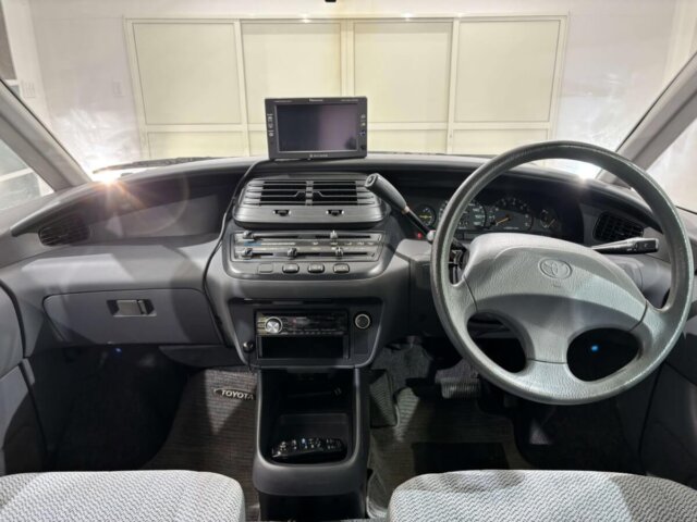 1995 TOYOTA ESTIMA LUCIDA