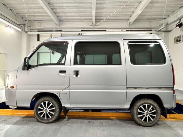 2005 SUBARU SAMBAR VAN