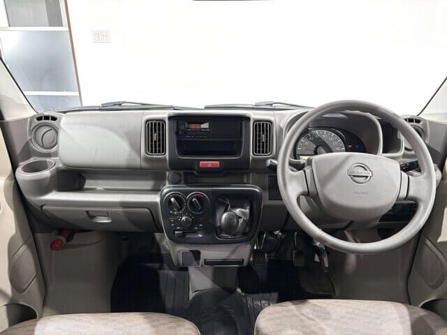 2017 NISSAN NV100 CLIPPER