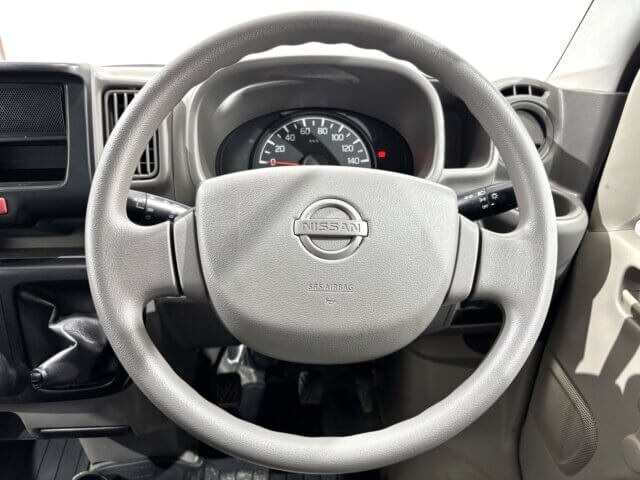 2017 NISSAN NV100 CLIPPER