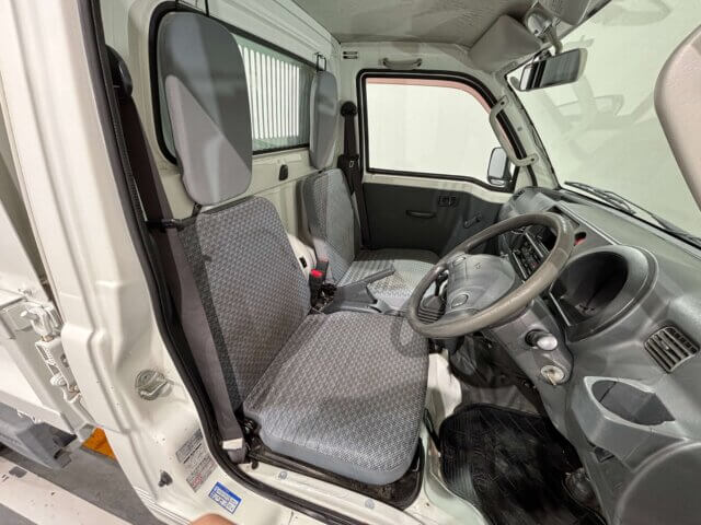 2013 DAIHATSU HIJET DUMP