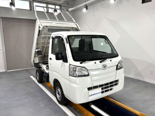 2017 DAIHATSU HIJET DUMP