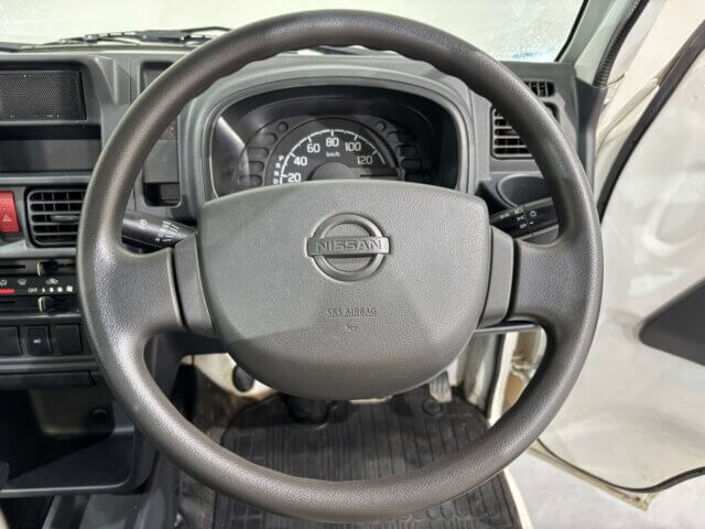 2014 NISSAN NT100 CLIPPER TRUCK