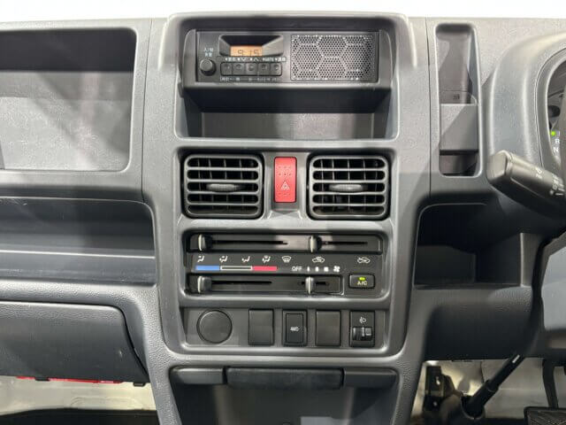 2014 NISSAN NT100 CLIPPER TRUCK