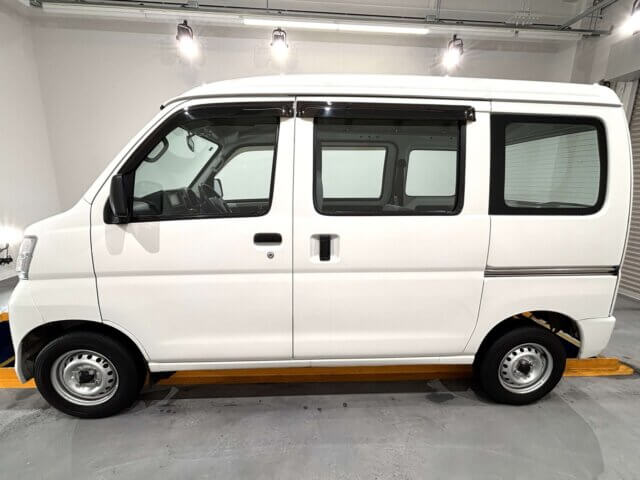 2012 DAIHATSU HIJET CARGO