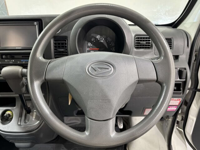 2012 DAIHATSU HIJET CARGO