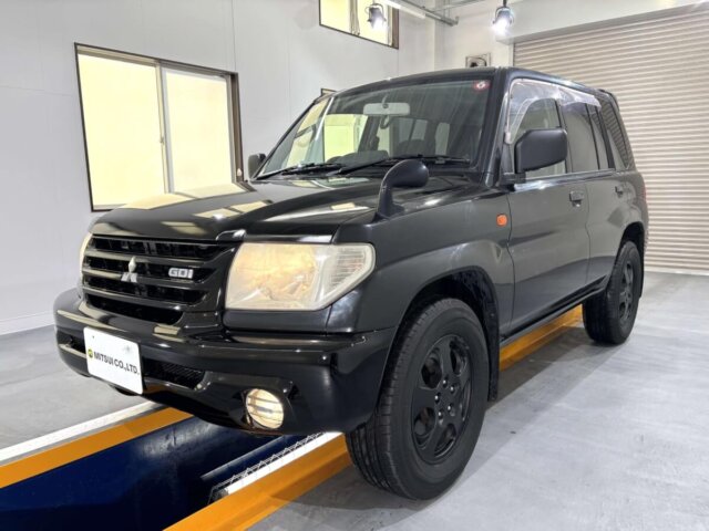 2000 MITSUBISHI PAJERO IO