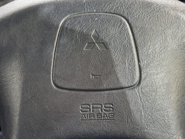 2000 MITSUBISHI PAJERO IO