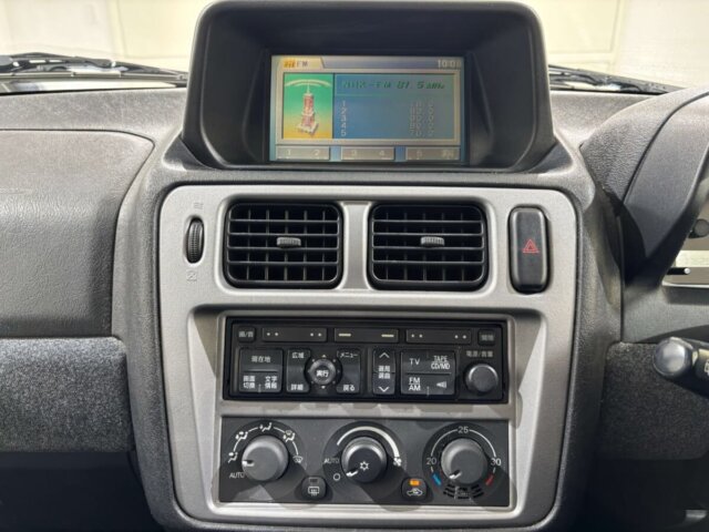 2000 MITSUBISHI PAJERO IO