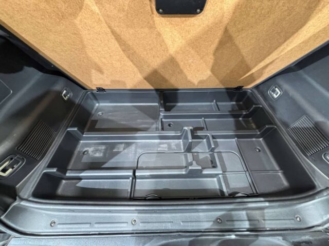 2000 MITSUBISHI PAJERO IO