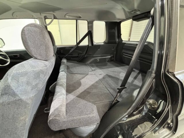 2000 MITSUBISHI PAJERO IO