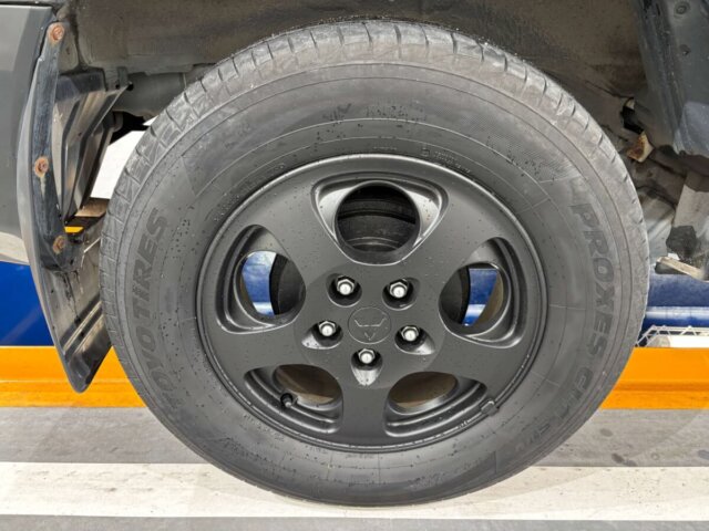 2000 MITSUBISHI PAJERO IO