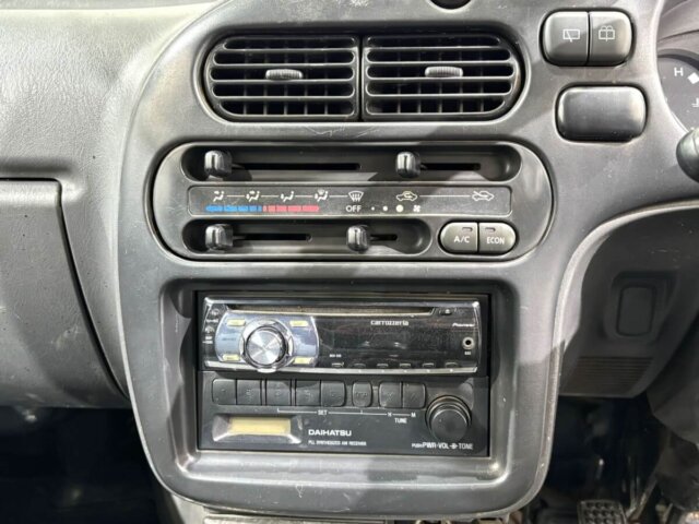 1998 DAIHATSU HIJET VAN