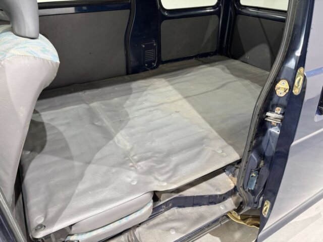 1998 DAIHATSU HIJET VAN